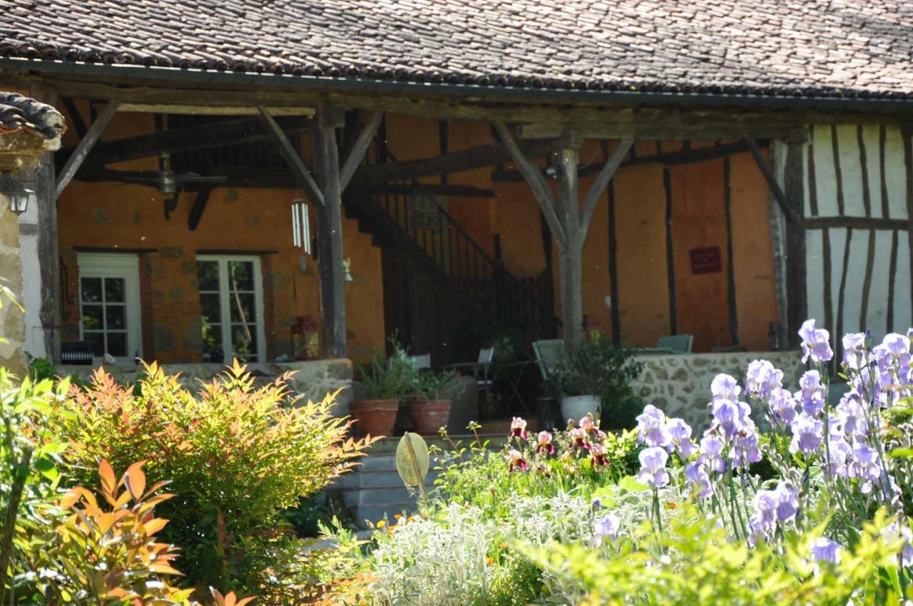Отель Domaine De Hongrie Ногаро Экстерьер фото